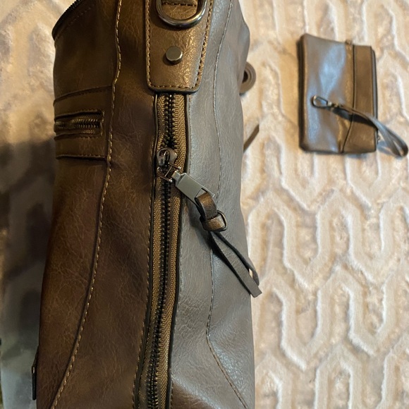 Montana West bag - Picture 2 of 8